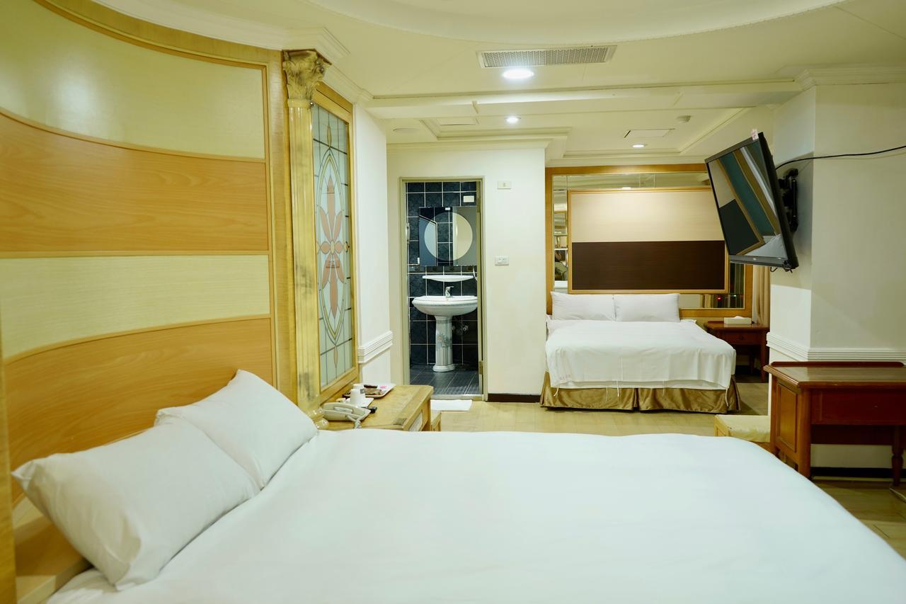 Fun House - Douliu Branch Hotel Exterior foto